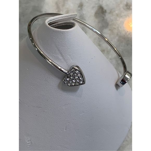 Cuff Bracelet with Heart and Round Crystals #Mothers Day - Picture 4 of 8